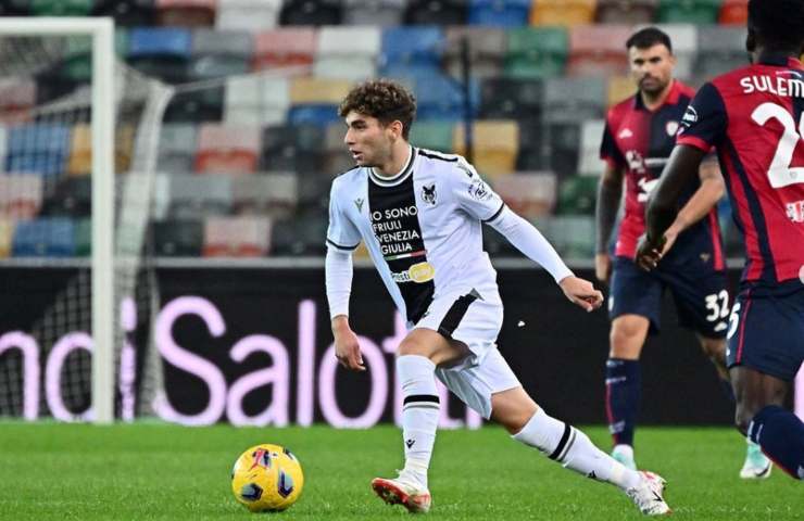 Simone Pafundi in maglia Udinese