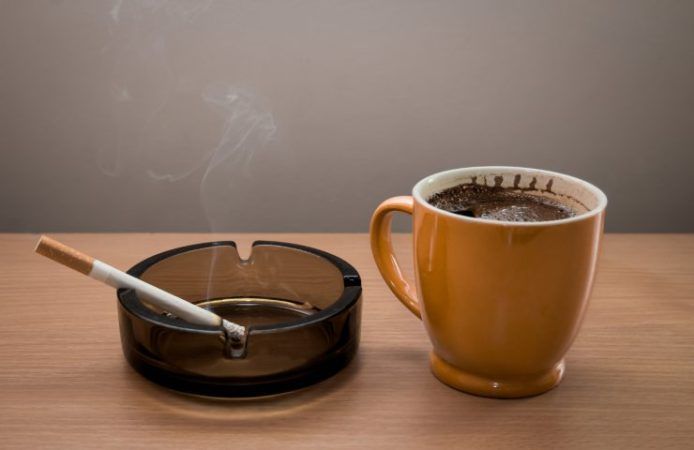 nicotina e caffeina effetti sistema cardiovascolare