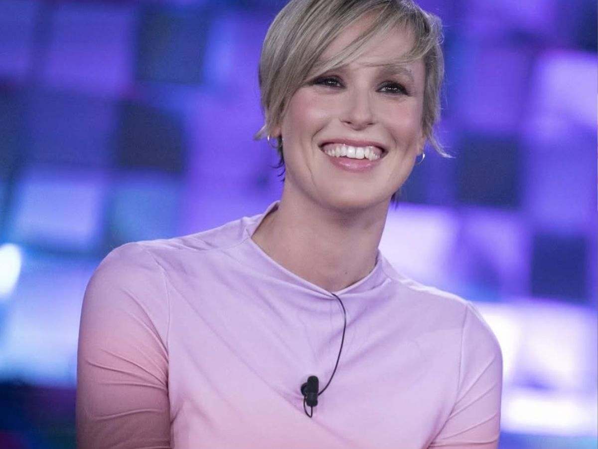 Federica Pellegrini, l’ultimo gesto ha dell’incredibile: emozione sul web da sportnews.eu Federica Pellegrini, l’ultimo gesto ha dell’incredibile: emozione sul web