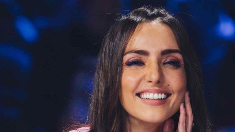 Ambra Angiolini mostra tutto, trasparenze rivelatrici: sale la temperatura.. FOTO Ambra Angiolini mostra tutto, trasparenze rivelatrici: sale la temperatura.. FOTO