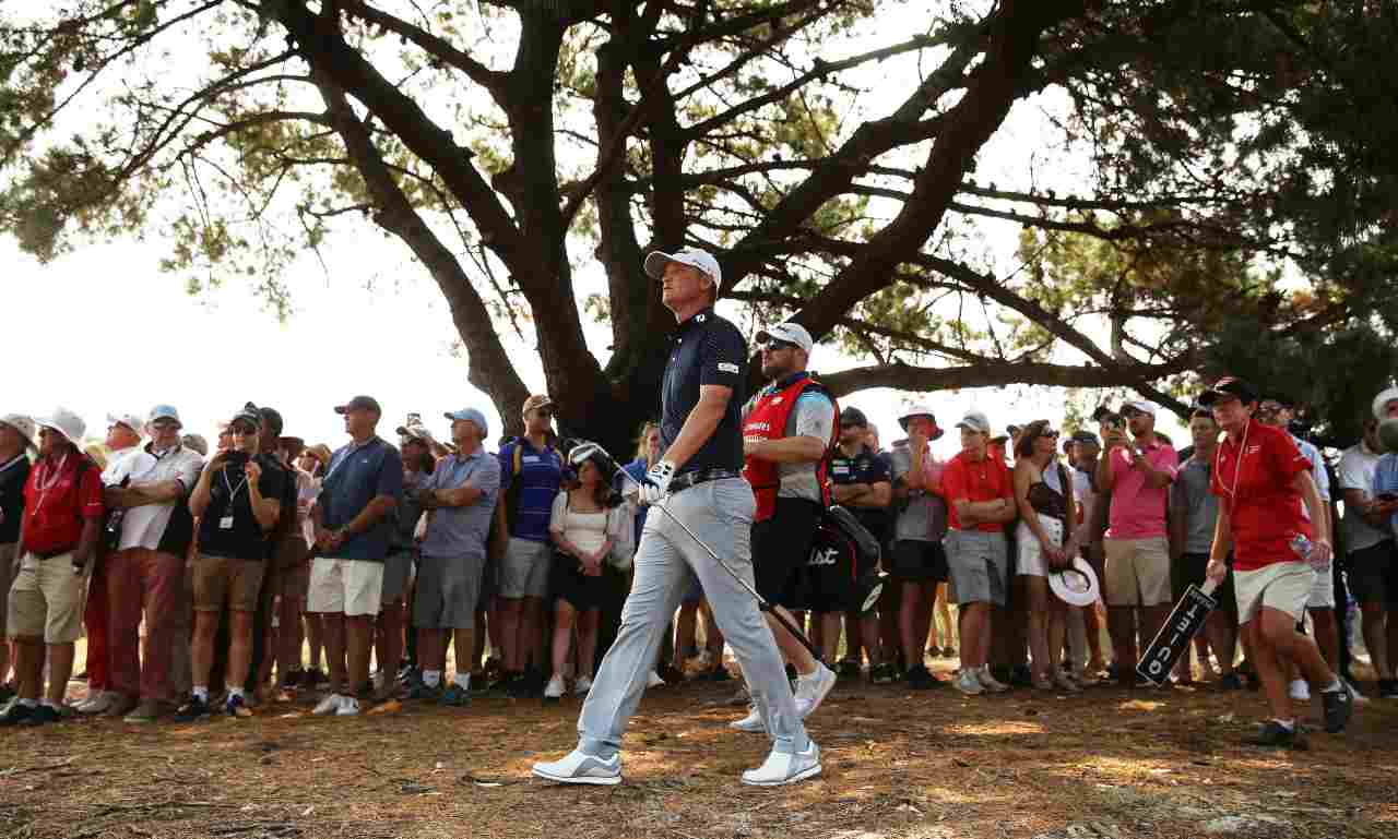 Golf, niente Australian Open