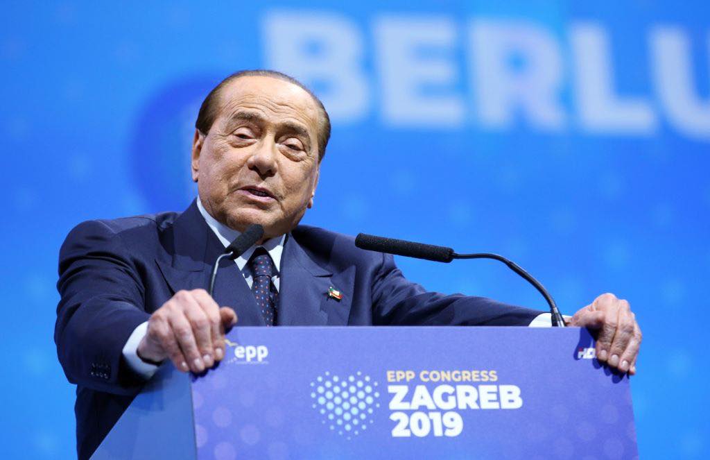 Berlusconi positivo al covid