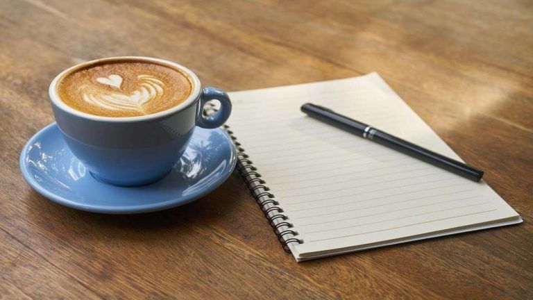 Cosa succede se assumi troppa caffeina: errore imperdonabile, le conseguenze Cosa succede se assumi troppa caffeina: errore imperdonabile, le conseguenze