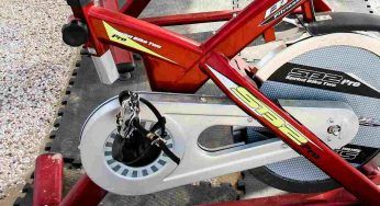 Come tonificare le gambe con la cyclette dopo i 60 anni: trucco notevole