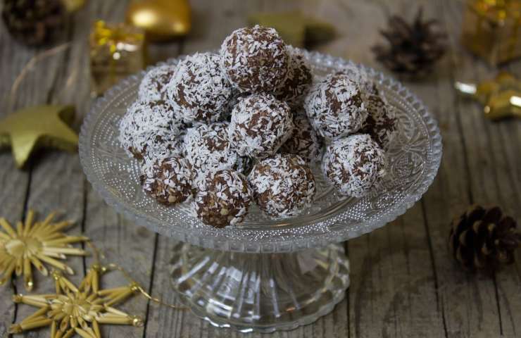 Biscotti mandorle cocco