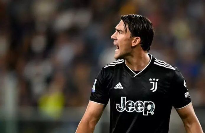 Calciomercato Juventus Vlahovic Arsenal Bayern Monaco