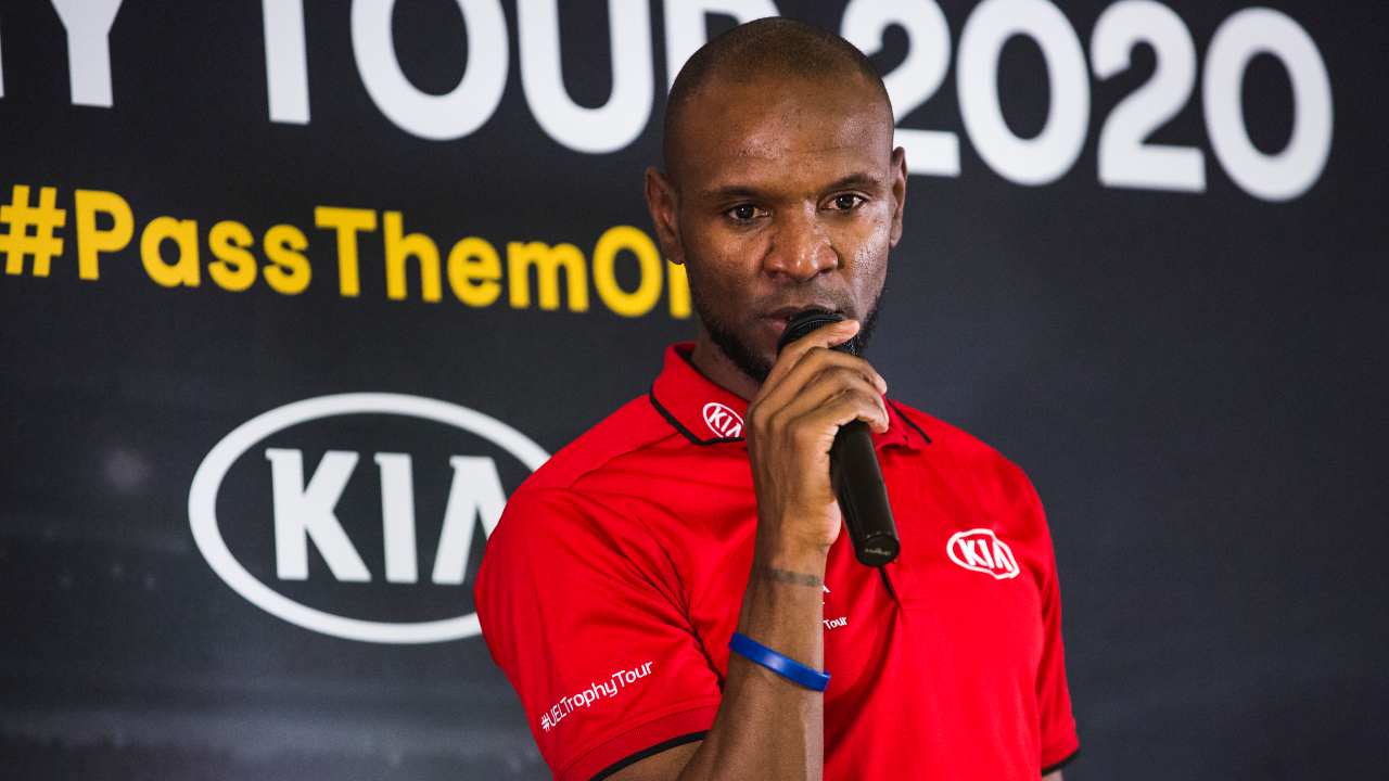 Calciomercato | Via Abidal, il Barcellona prova a trattenere Messi