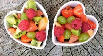 Alimentazione Over 60: quanta frutta mangiare per stare in salute