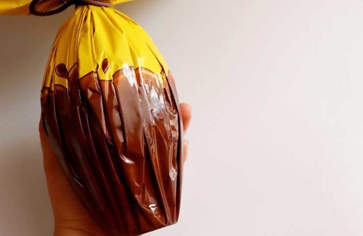 uovo cioccolato pasqua ingrassare