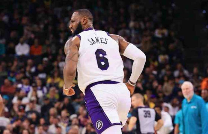 LeBron James novità