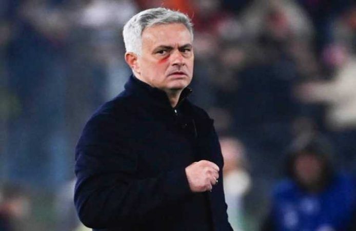 José Mourinho rinnovo Smalling