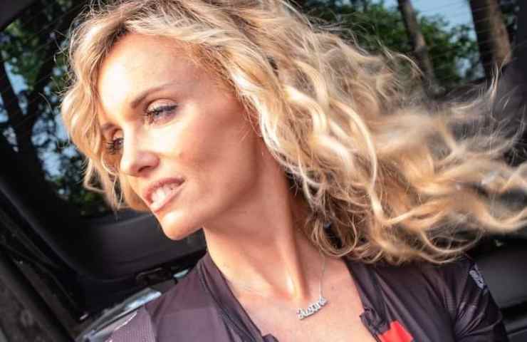 Justine Mattera mostra tutti