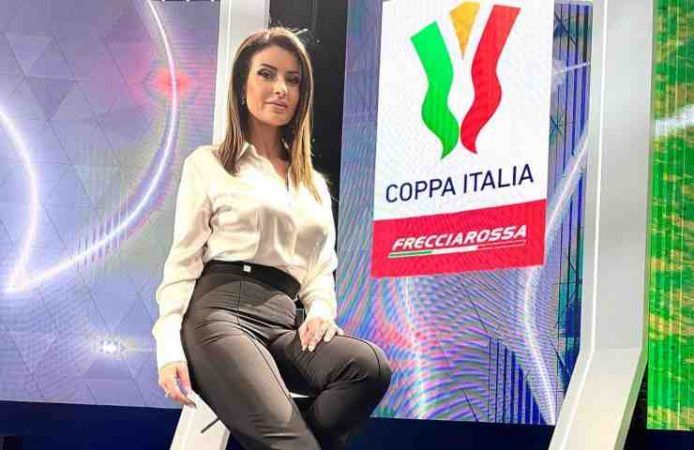 Monica Bertini tutto scoperto