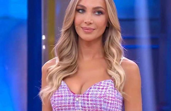 Laura Cremaschi davanzale straborda