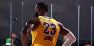 LeBron James polemica in campo