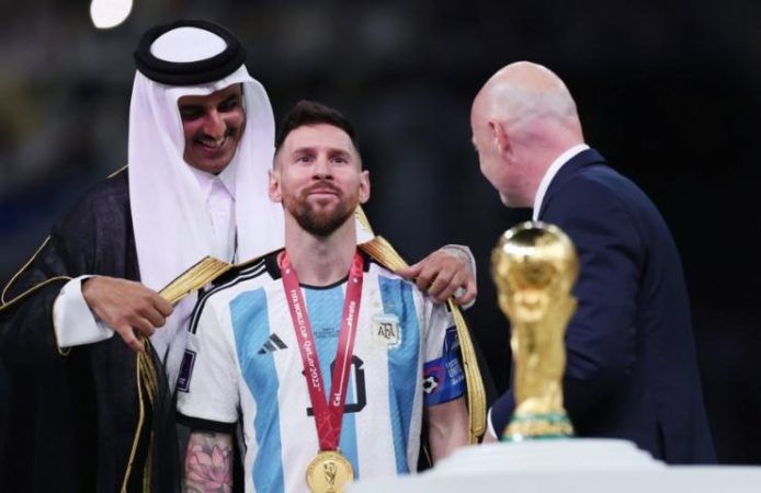 Leo Messi sospeso Psg