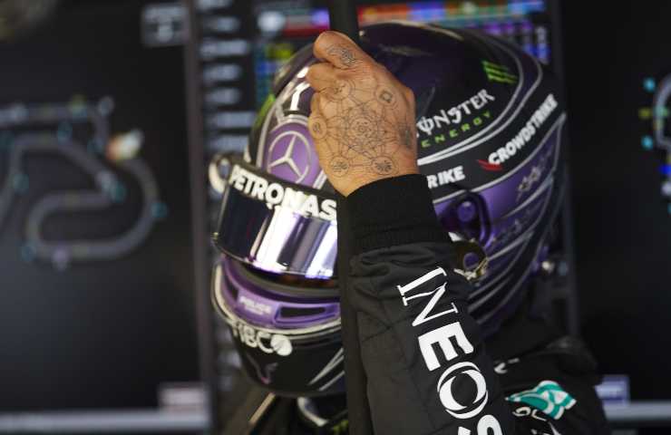F1 Lewis Hamilton ritiro
