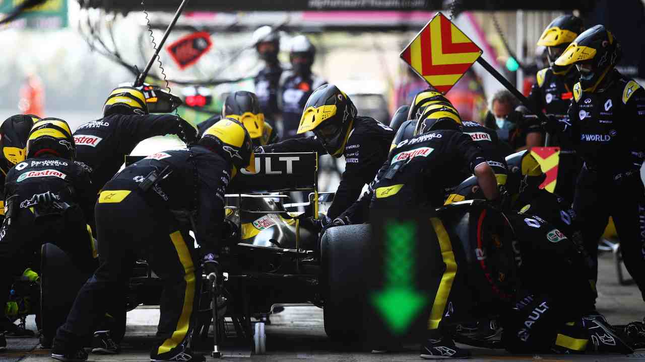 Formula 1 | Retromarcia Renault, la Ferrari resta sola
