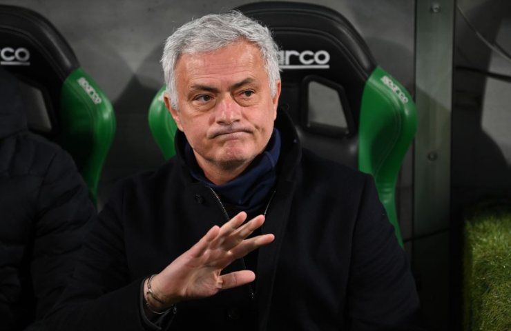 José Mourinho Roma-Verona covid primavera