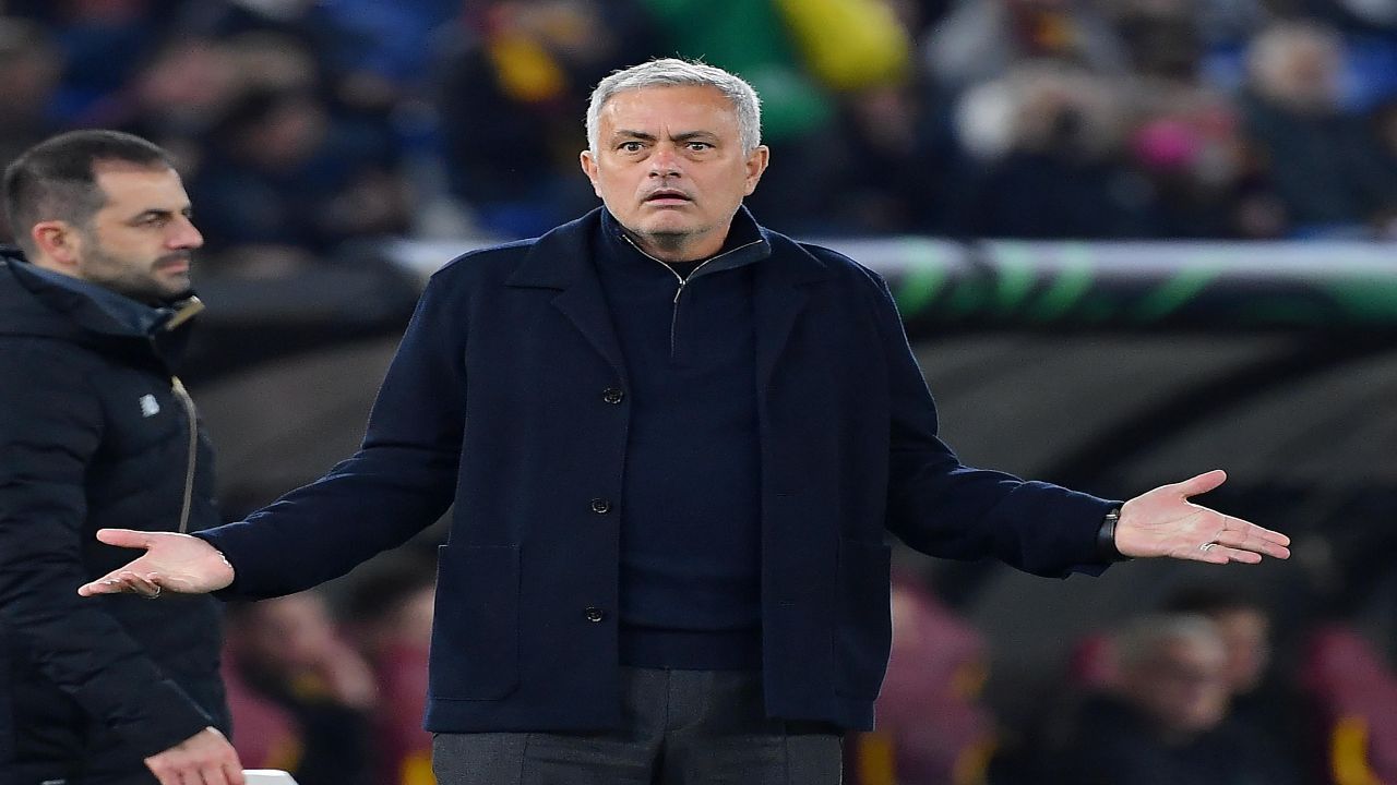 Mourinho sfogo squadra spogliatoi