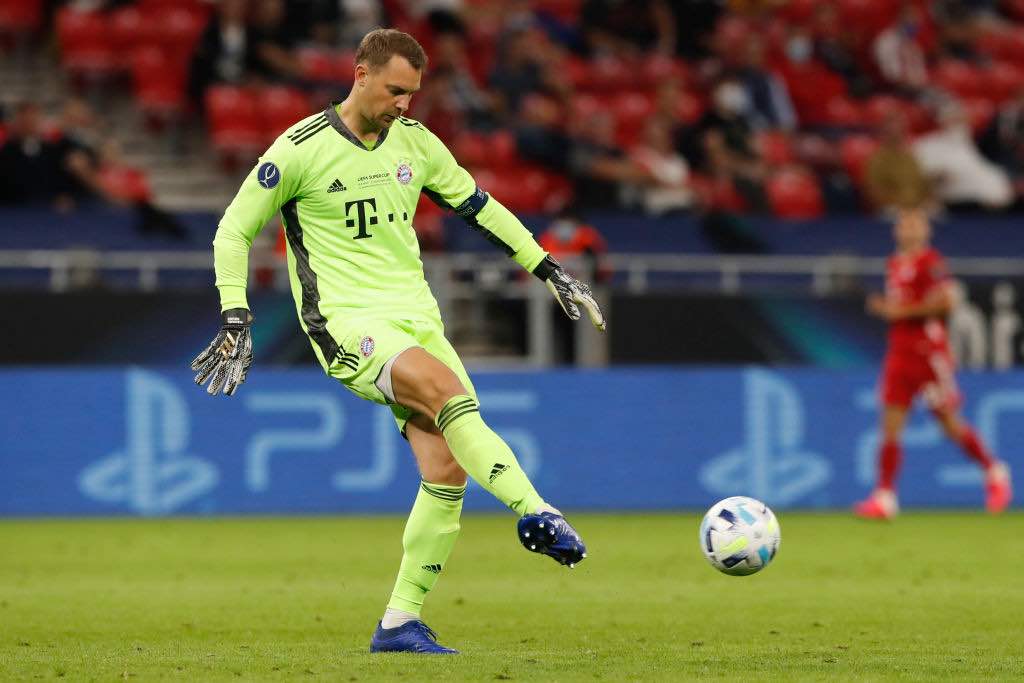 Neuer portiere del Bayern Monaco che vince la Super Coppa Europea 20/21