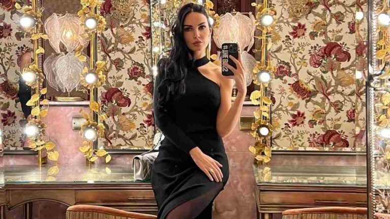 Michela Quattrociocche, apertura fatale: il reggiseno non c’è, tutto scoperto davanti – FOTO Michela Quattrociocche, apertura fatale: il reggiseno non c’è, tutto scoperto davanti – FOTO