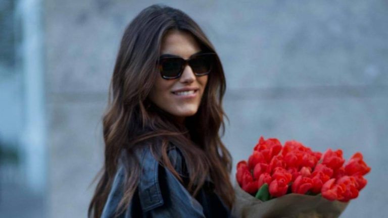 Carolina Stramare senza reggiseno, tutto scoperto lì davanti: la FOTO sfida la censura, mostruosa Carolina Stramare senza reggiseno, tutto scoperto lì davanti: la FOTO sfida la censura, mostruosa
