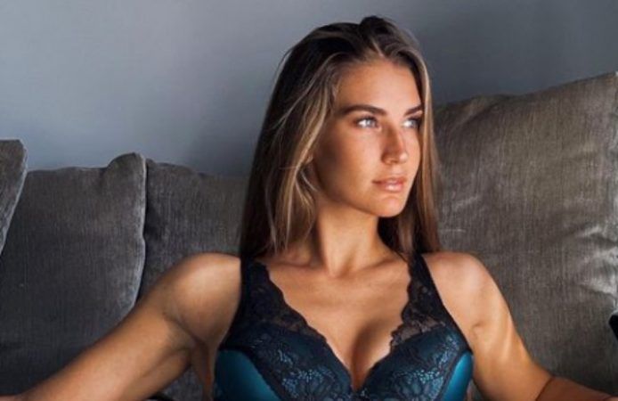 Susanna Giovanardi cerniera vestito visione