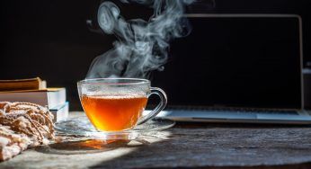 Quanto tè bere al giorno: il limite massimo da non superare mai