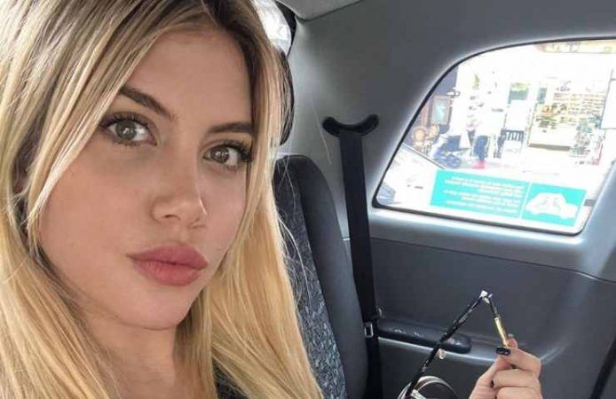 Wanda Nara scollatura profondissima