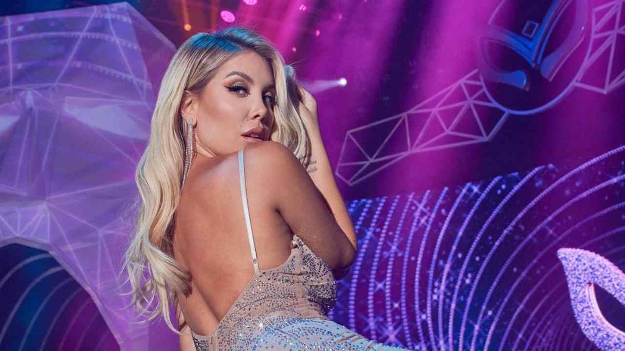 Wanda Nara, aperture devastanti: esplosione d’eros, forme da urlo in primo piano – FOTO Wanda Nara, aperture devastanti: esplosione d’eros, forme da urlo in primo piano – FOTO