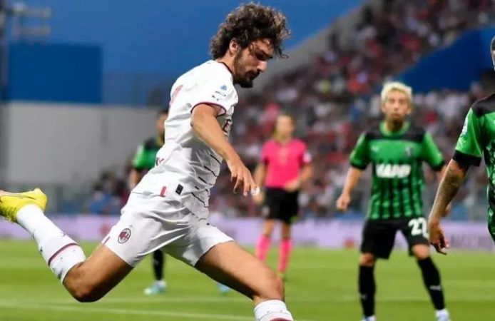 Calciomercato Milan Yacine Adli futuro