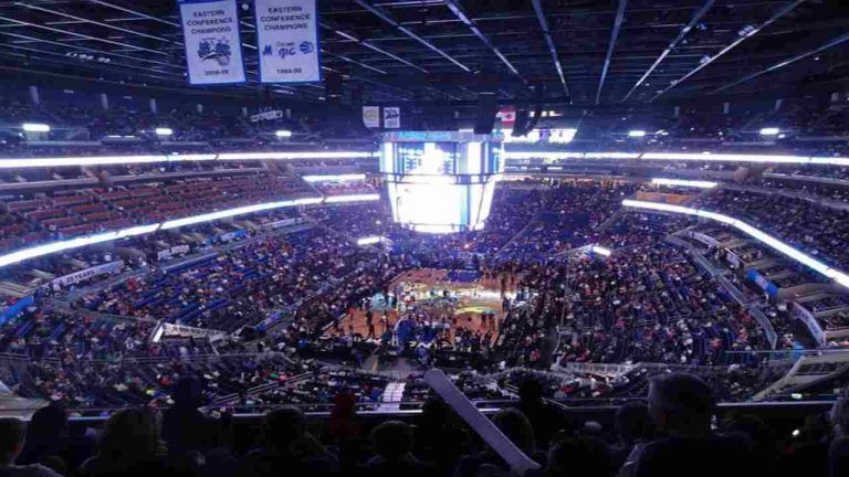 Risultati NBA (4 Febbraio): Sconfitta clamorosa dei Celtics per mano dei Suns, prestazione sciapa anche di Banchero Risultati NBA (4 Febbraio): Sconfitta clamorosa dei Celtics per mano dei Suns, prestazione sciapa anche di Banchero