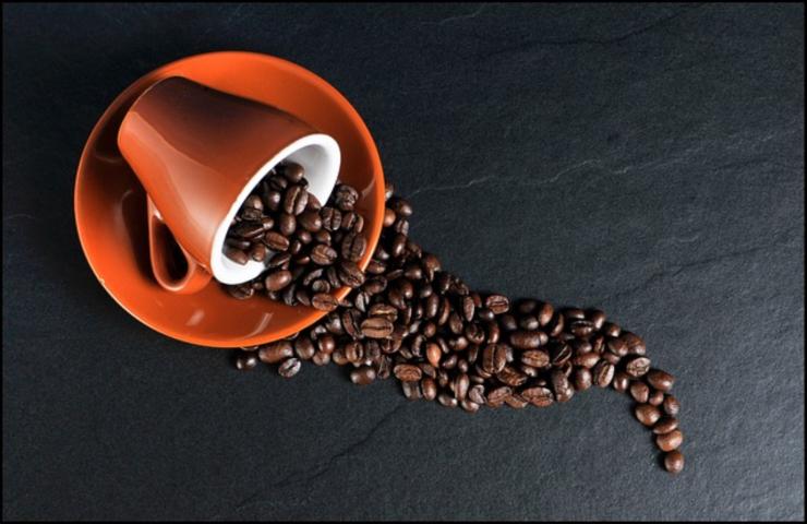 caffè bere amaro fa bene