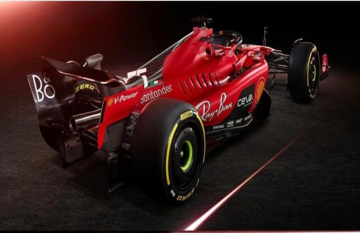 ferrari f23 nuova