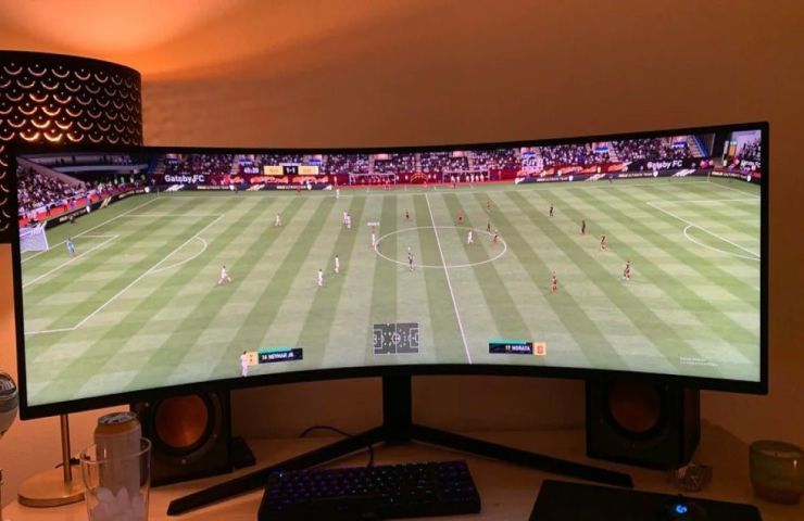 FIFA monitor schermo intero