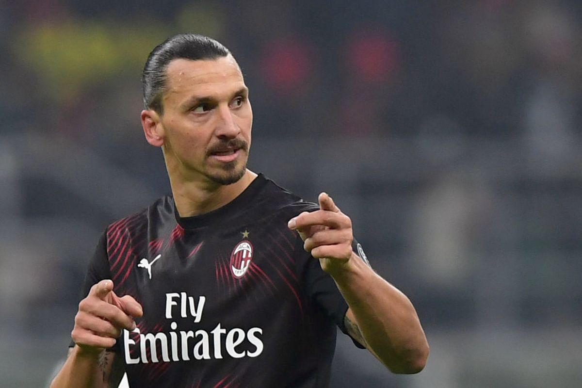 Ibrahimovic esalta i tifosi Milan: "Carriera finita? Questa la mia risposta"