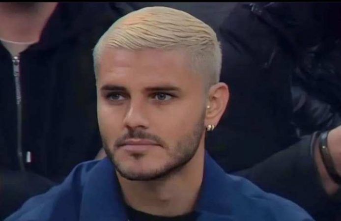 Mauro Icardi beccato con lei