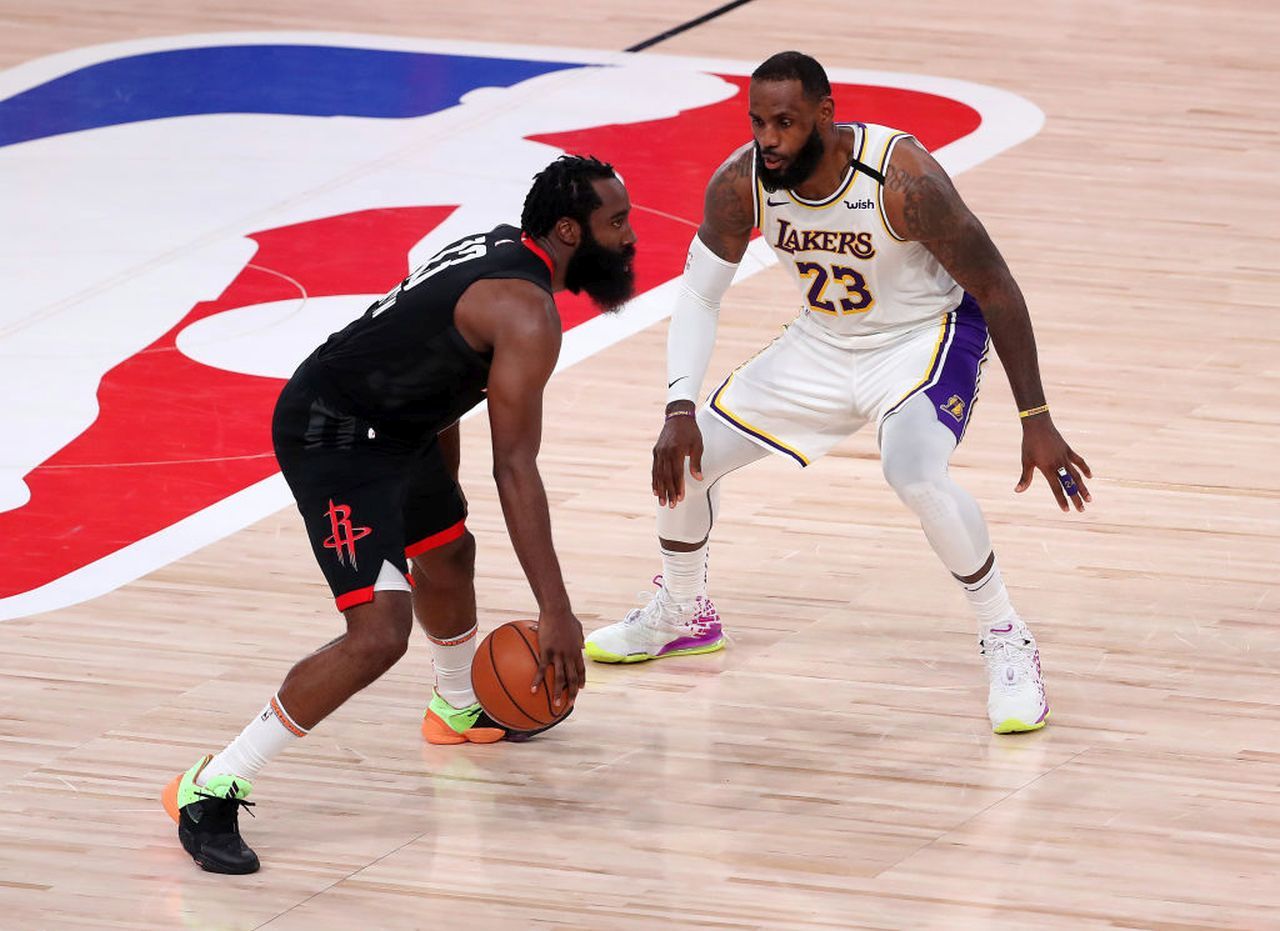 Basket NBA Playoff | Miami in finale a Est, Lakers avanti